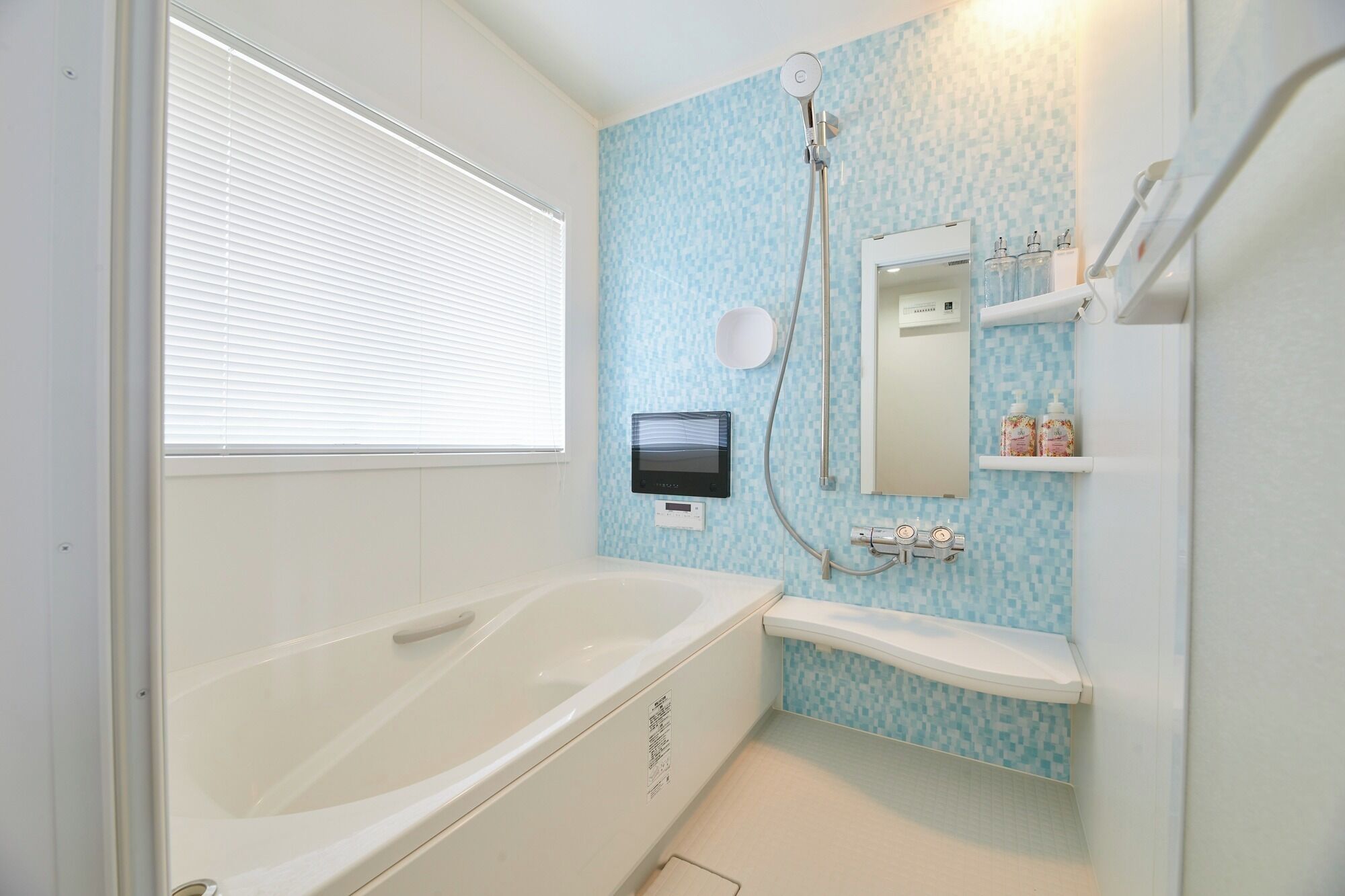 Hair dryer, towels