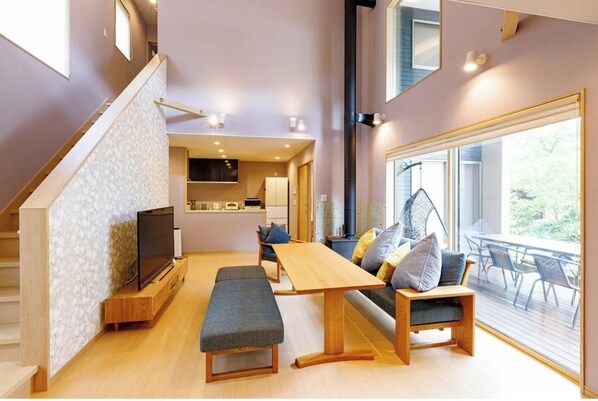 TV - Nonsmoking Japanese maple PET OK The heart of / Kitasakugun Nagano (Kitasakugun)