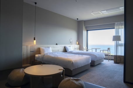 1 bedroom, desk, free WiFi, bed sheets. Superior room with ocean view Breakfast included / Ashigarashimo-gun Kanagawa