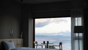 1 bedroom, desk, free WiFi, bed sheets