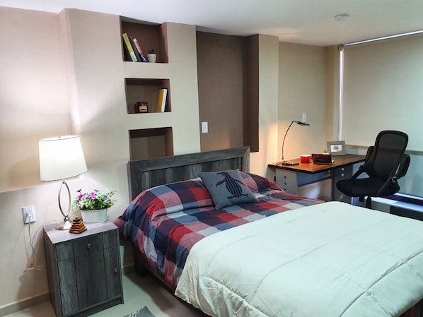 Executive Studio Suite, City View