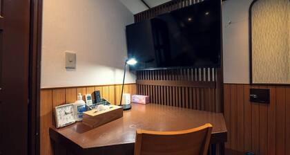 Room 102 / Narita Chiba