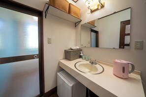 Hair dryer, towels - Room 105 / Narita Chiba (Narita)