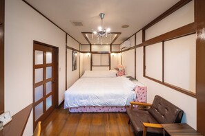 1 habitación, escritorio, wifi gratis y ropa de cama 