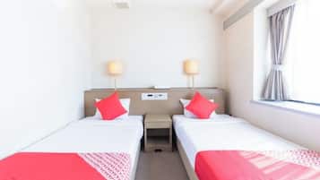 1 habitación, escritorio, wifi gratis y ropa de cama
