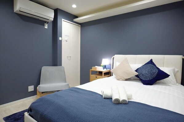 3 bedrooms, desk, iron/ironing board, free WiFi