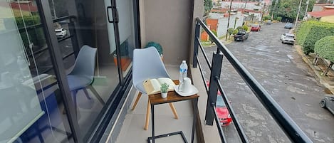 Familien-Studiosuite, 1 Schlafzimmer, Balkon, Stadtblick | Balkon