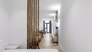 Bügeleisen/Bügelbrett, Reisekinderbett, kostenloses WLAN, Bettwäsche