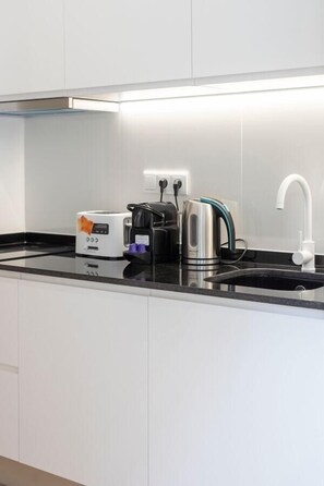 Fridge, microwave, stovetop, coffee/tea maker - VLC HOST - San Jacinto D (Valencia)