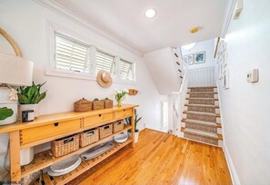 Interior - DOWNTOWN WATERFRONT - Luxury Single Family in the heart of Ocean City (Ocean City)