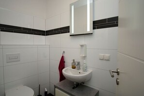 Doccia, asciugacapelli, asciugamani