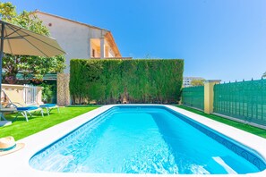 Pool - MAGDALENA GOMILA MARIMON (LLAC BLAU) - Villa with private pool and free Wi-Fi in Alcudia (Alcúdia)