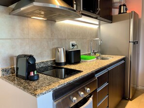 Fridge, microwave, oven, stovetop - STAY @ Palermo Hollywood (Soler) (Buenos Aires)