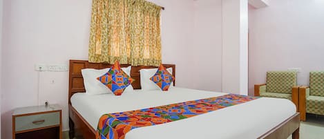 Family Room, 1 King Bed