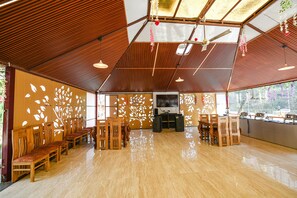 Restaurant - Fabhotel Prime Shri Vrindavan Resort (Yamkeshwar)