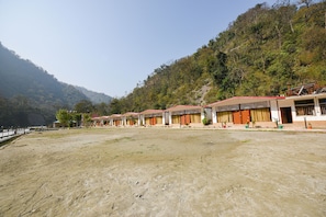 Exterior - Fabhotel Prime Shri Vrindavan Resort (Yamkeshwar)