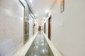 Lobby - Fabhotel Moon Lite (Faridabad)