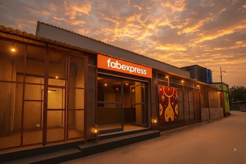 FabHotel Shree Ram Aadhar