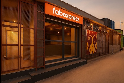 Via Shree Ram Aadhar