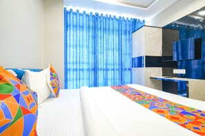 Egyptian cotton sheets, premium bedding, in-room safe, free WiFi - Fabhotel Lake View Iii (Indore)