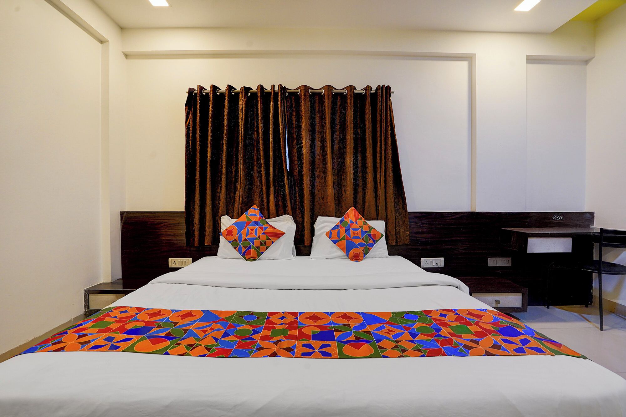 Deluxe Room | Egyptian cotton sheets, premium bedding, in-room safe, free WiFi