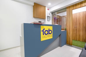 Reception - Fabhotel Royal King I (Surat)