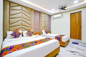 埃及棉床单、高档床上用品、客房内保险箱、免费 WiFi