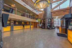 Lobby - Westgate Studio, mountain views, resort amenities, multiple pools, tennis, onsite spa, restaurant (Park City)