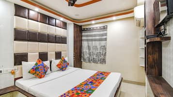 Deluxe Room | Egyptian cotton sheets, premium bedding, in-room safe, free WiFi