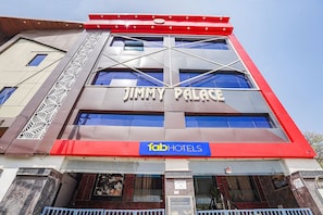 Exterior - Fabhotel Jimmy Palace (Agra)
