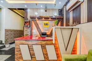 Reception - Fabhotel Jimmy Palace (Agra)