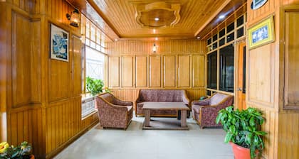 Fabhotel Prime The Himalayan View Resort