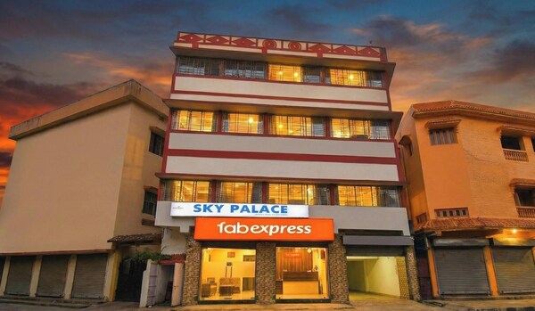 Via Vhyom Sky Palace - Howrah