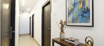 Via Vhyom Sky Palace