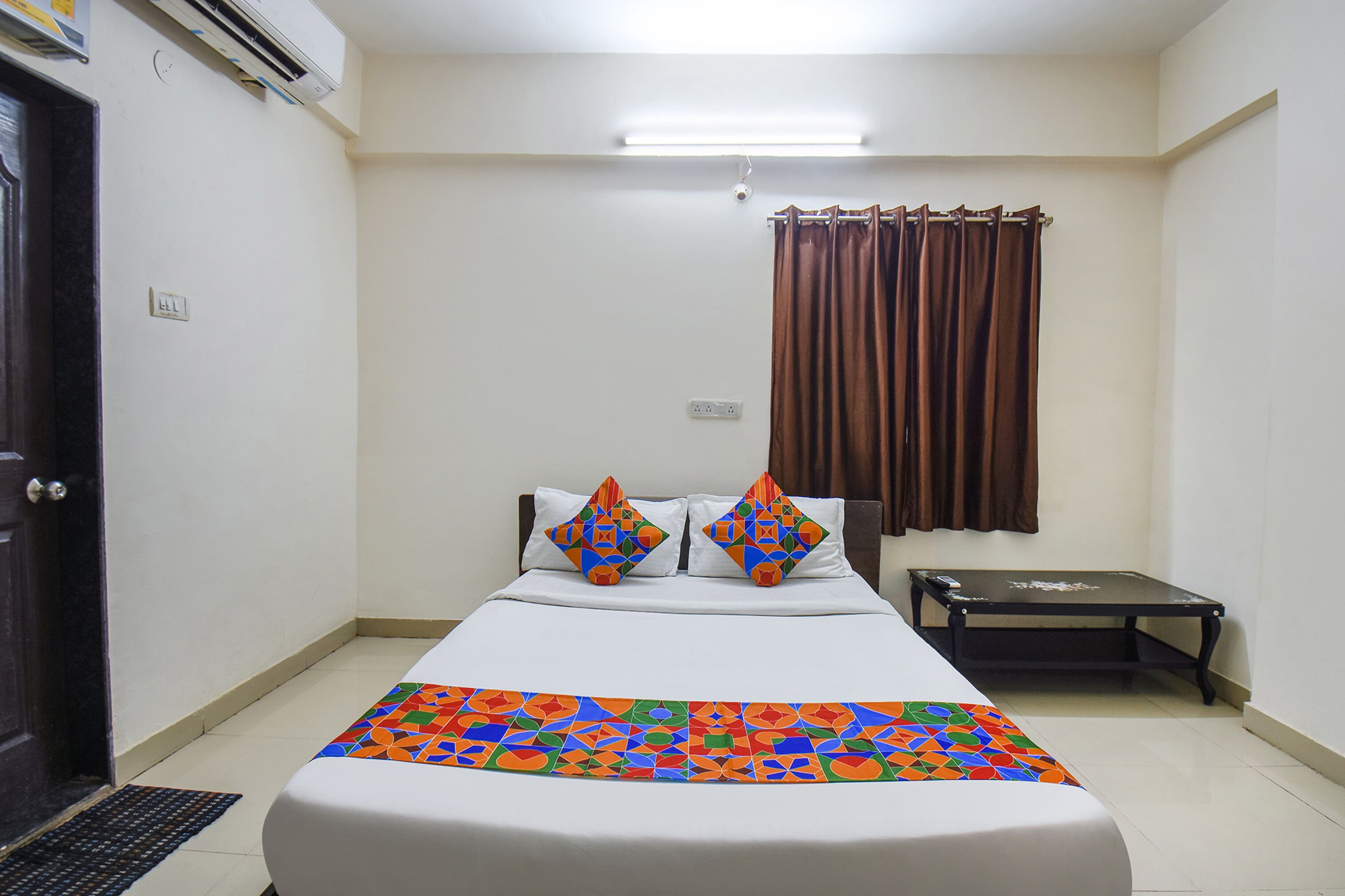 Deluxe Room | Egyptian cotton sheets, premium bedding, in-room safe, free WiFi