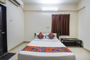 Deluxe Room - FabHotel Shri Krishna (Paud)