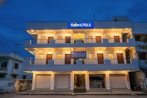 Front of property - FabHotel SS Suites (Bangalore)