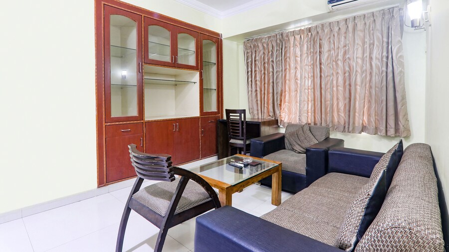 Fabhotel Royal Ville