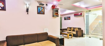 Fabhotel Royal Ville