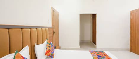 Lakens van Egyptisch katoen, luxe beddengoed, een kluis op de kamer