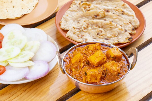 Kontinental morgenmad hver dag (300 INR pr. person)