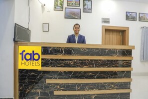 Reception - Fabhotel Downtown Residency (Prayagraj)