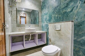 Deluxe-Zimmer | Badezimmer