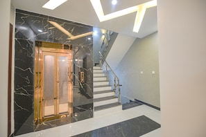 Lobby - Fabhotel Relax Inn Palace (Haridwar)