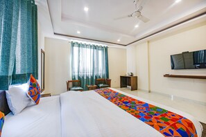 ห้องพรีเมียม | ผ้าปูที่นอนฝ้ายอียิปต์, เครื่องนอนระดับพรีเมียม, ตู้นิรภัยในห้องพัก