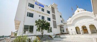 Fabhotel Jaswinder Bhawan