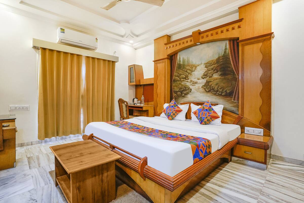 Premium kamer | Lakens van Egyptisch katoen, luxe beddengoed, een kluis op de kamer