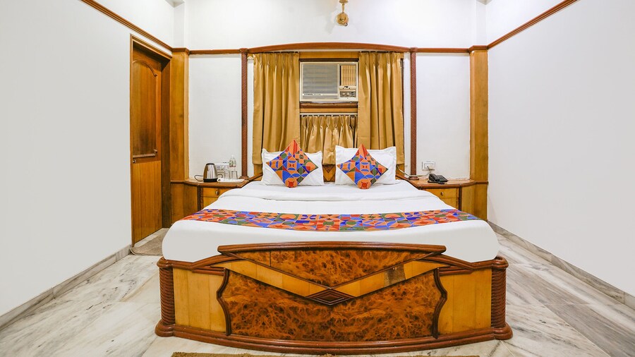 Fabhotel Rest & Peace