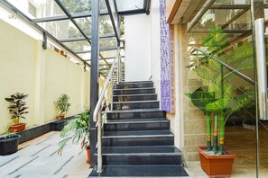 Lobby - Fabhotel Stayz Inn Us Consulate (Chennai)