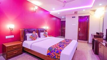 Habitación ejecutiva | Sábanas de algodón egipcio, ropa de cama de alta calidad, caja fuerte